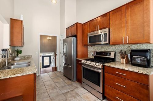110 Eagle Glen Dr, Holly Springs GA  30189-6915 exterior