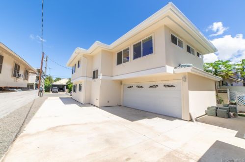 813 Lukepane Ave, Honolulu HI  96816-1014 exterior