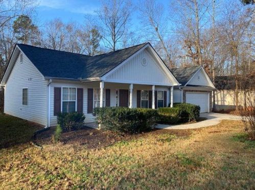 176 Jefferson Walk Cir, Jefferson, GA 30549-5540