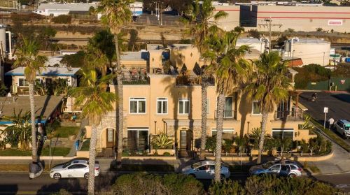 1334 Pacific St, Oceanside, CA 92054-4936