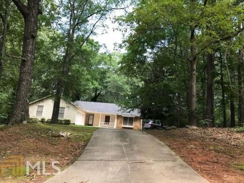 3610 Rolling Meadows Dr, Ellenwood, GA 30294-3732