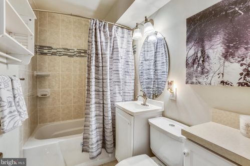 2225 Luzerne Ave, Silver Spring MD 20910-2135 exterior