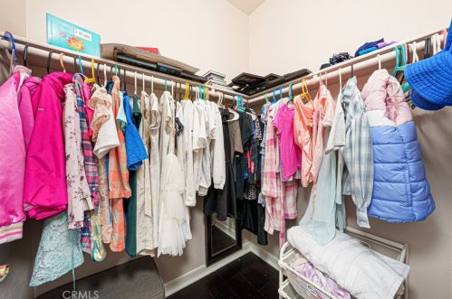 32 Trinity, Irvine CA  92612-3271 exterior