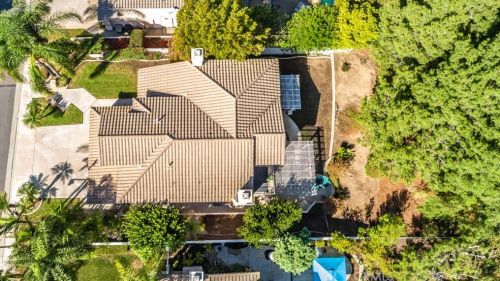 7551 Hollow Oak Rd, Anaheim CA  92808-1429 exterior