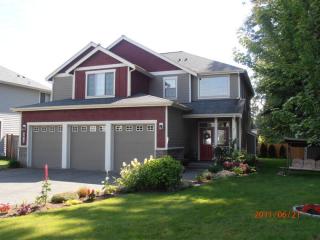 2415 Kevos Pond Dr, Breidablick, WA 98370-6319