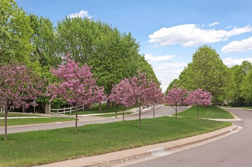 10365 Dorset Ln, Saint Paul MN 55129-4200 exterior