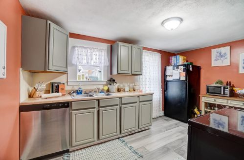 2563 Kenton St, Springfield OH  45505-3352 exterior