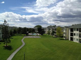 300 James Court Dr, Meridian ID  83646-1772 exterior