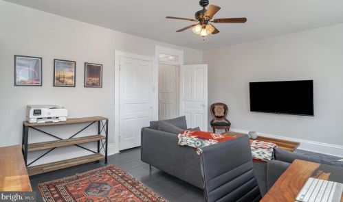 34 Ridge St, Carlisle PA  17013-3925 exterior