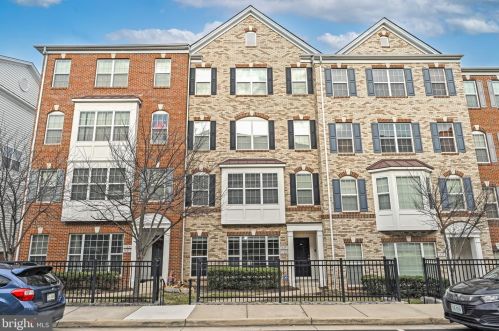 15255 Leicestershire St, Woodbridge VA  22191-6573 exterior