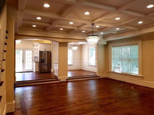 50 Lakeland Dr, Atlanta GA  30305-1106 exterior