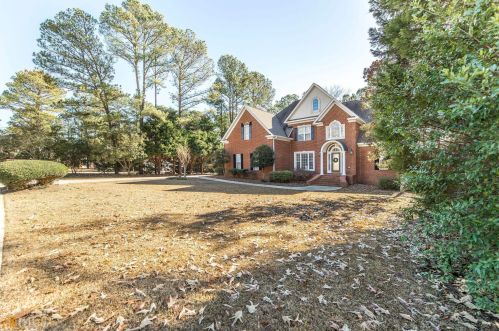 331 Royal Crest Cir, Kathleen GA  31047-2170 exterior