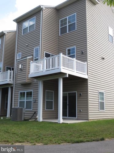 1330 Chapel Centre Dr, Gambrills MD  21054-1978 exterior