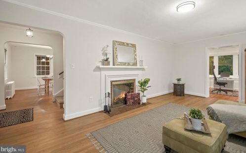 8024 Glenside Dr, Silver Spring MD 20912-7326 exterior