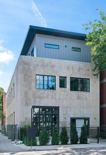 1501 School St, Chicago, IL 60657-2121