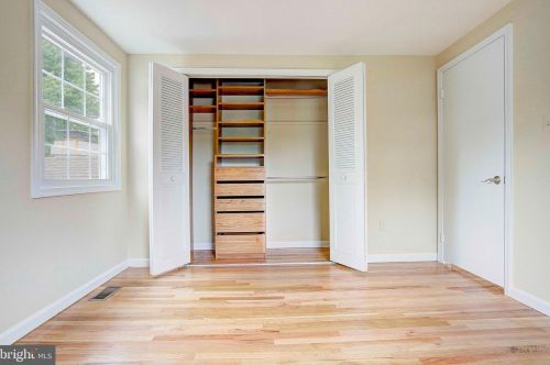 3301 Beret Ln, Silver Spring MD 20906-3028 exterior