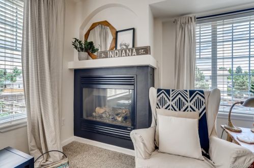 773 Locust St, Denver CO 80207-3942 exterior