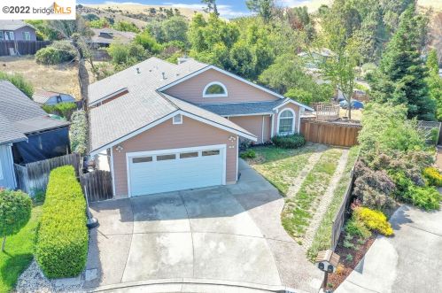 55 Pennington Ct, Crockett, CA 94525-1439