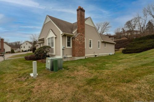 43 Mill Landing Rd, Hebron CT  06248-1433 exterior
