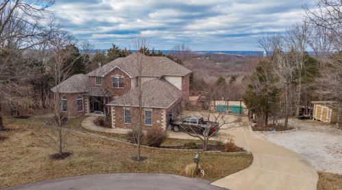 103 Greystone Ct, Festus, MO 63028-5452