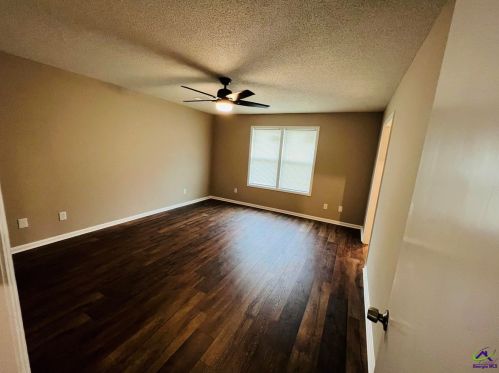 100 Beaver Lodge Pl, Warner Robins GA  31088-6082 exterior