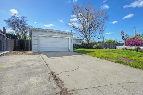 7771 Perdez Ct, Citrus Heights, CA 95610-1527