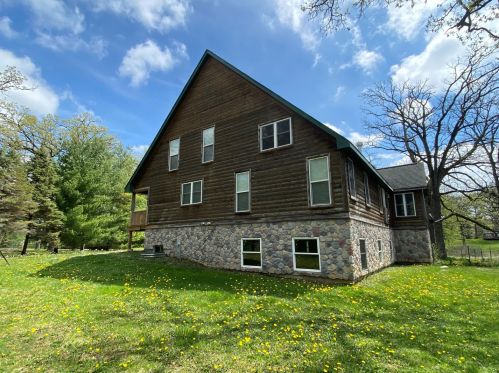 5107 Timber Ln, Bull Valley, IL 60098-8822
