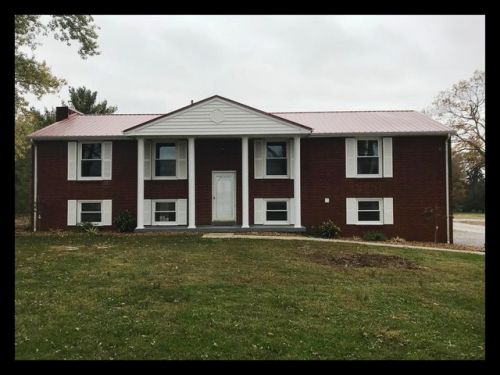 575 Gourdneck Rd, Tullahoma, TN 37388-6249