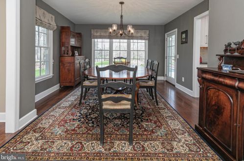 23 Honeybrook Dr, Princeton NJ  08540-7408 exterior