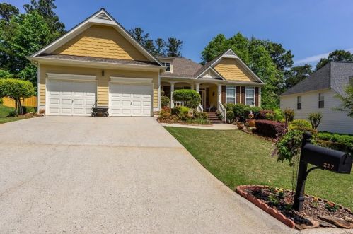 227 Daybreak Rush, Holly Springs, GA 30114-5130