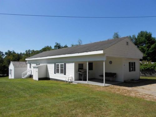 87 Depot St, Belmont, NH 03220-4128
