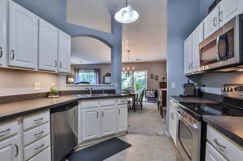 7263 English Dr, Cincinnati OH  45244-3147 exterior