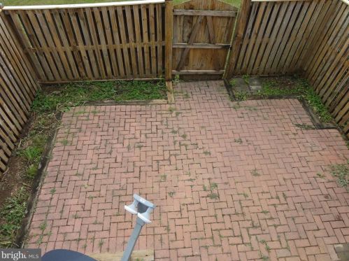 22 Crawford Dr, Charles Town WV 25414-6502 exterior