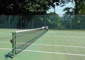 364 Bellevue Ave, Middletown RI  02840-3578 exterior