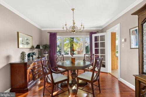 1211 Pinecrest Cir, Silver Spring MD exterior