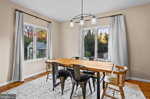 646 Maple Ave, Tavistock NJ 08033-1147 exterior