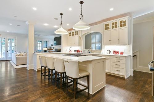 414 Brentwood Dr, Atlanta GA  30305-3205 exterior