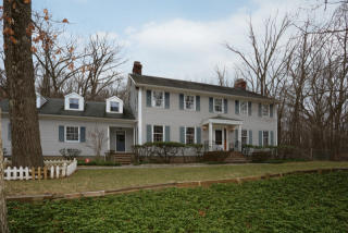15 Four Bridges Rd, Chester, NJ 07930-2029
