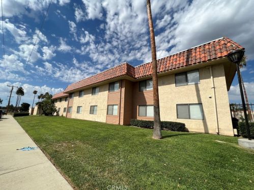 747 Chestnut Ave, Beaumont, CA 92223-2364