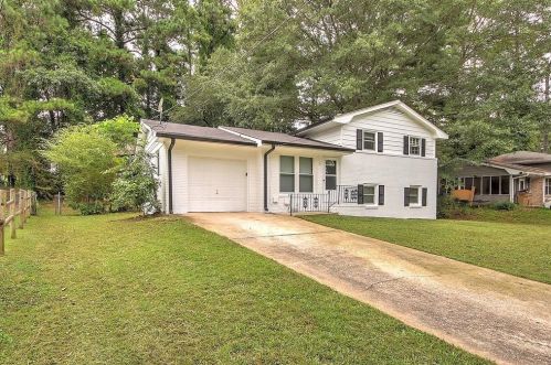 6465 Rabun Rd, Morrow, GA 30260-2723