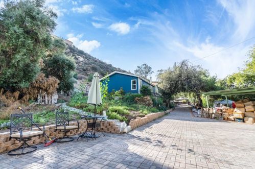 9173 Reche Canyon Rd, Colton, CA 92324-9409