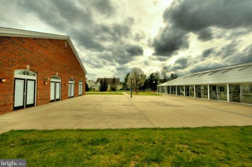 175 Meadowlark Dr, Trenton NJ  08690-3545 exterior