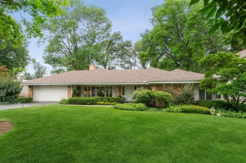 3240 University Ave, Highland Park, IL 60035-1147