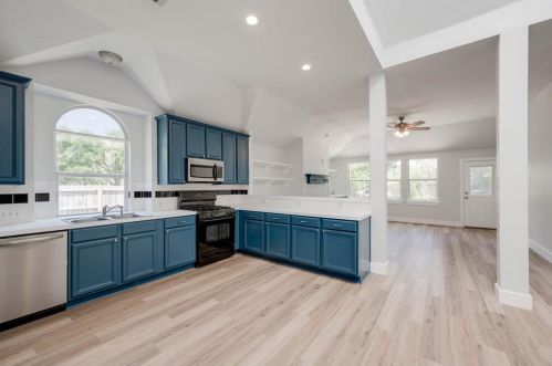 11100 Avering Ln, Austin, TX 78754-5775