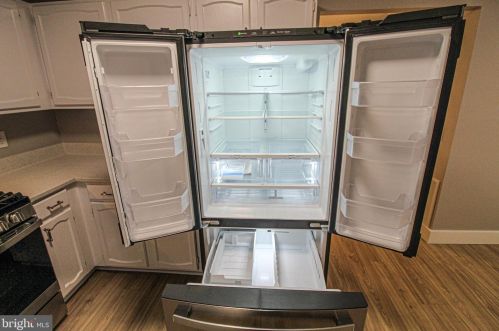 14212 Long Green Dr, Silver Spring MD 20906-2074 exterior