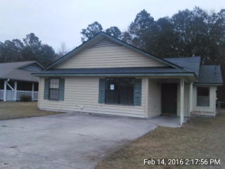 1330 Forest Lake Dr, Hinesville, GA 31313-5349