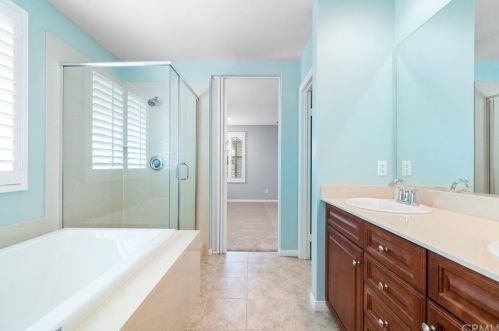 155 Pathway, Irvine CA  92618-8846 exterior
