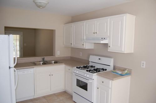 1550 Bellemeade Dr, Marietta, GA 30008-3621