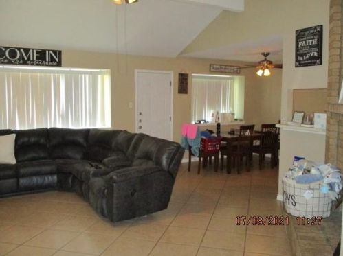 10141 Indian Mound Rd, Fort Worth, TX 76108-3728