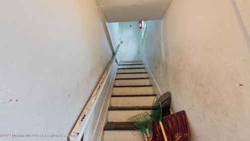 1512 Summerfield Ave, Tinton Falls NJ 07712-6918 exterior